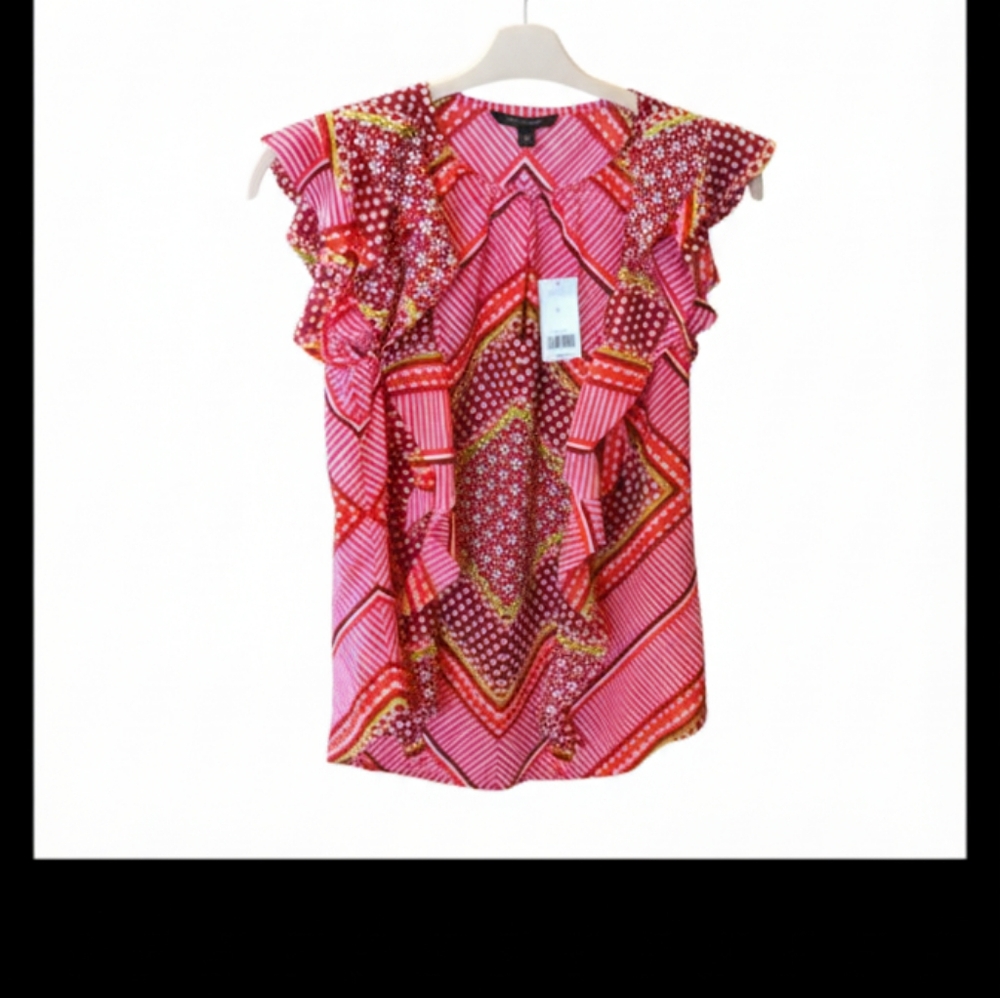 Banana Republic keyhole flutter sleeved short sleeved blouse